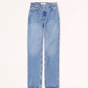 SOLD 💥💥💥💥Abercrombie & Fitch 90s Straight Ultra High Rise NWT Denim